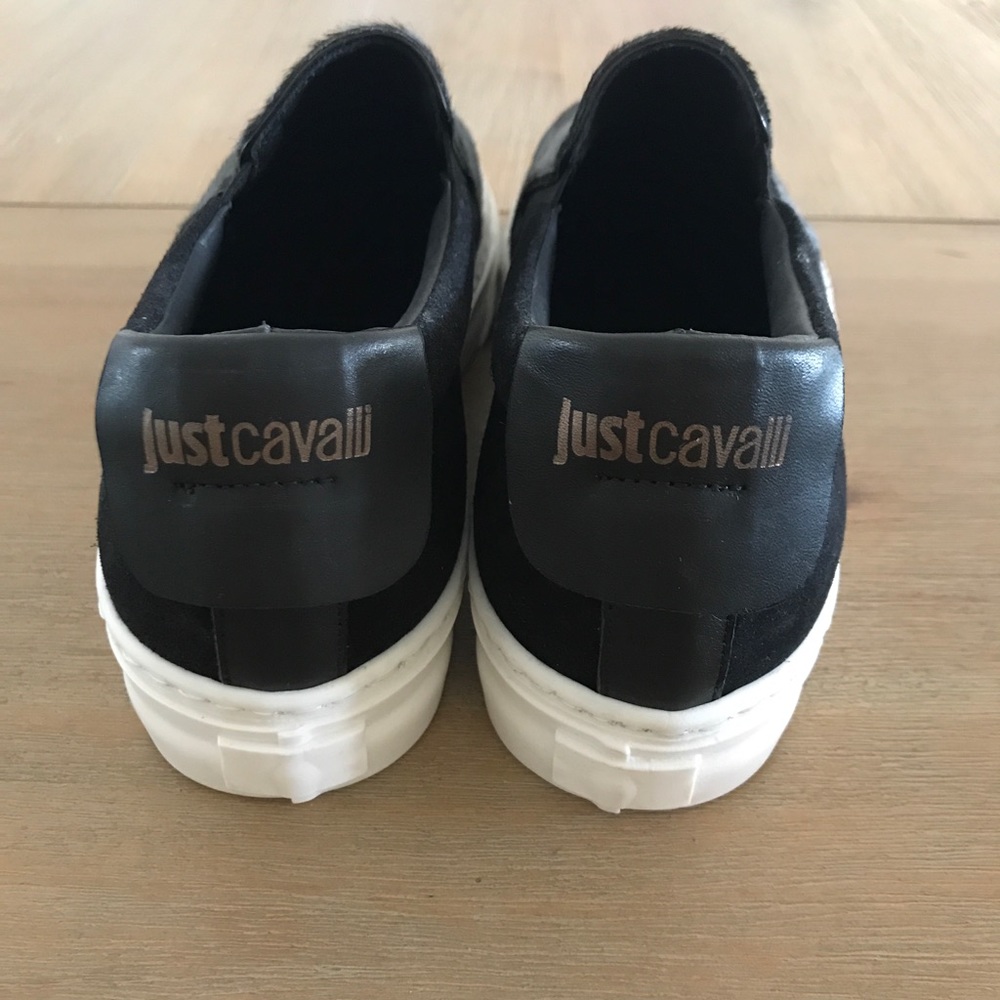 Shoes - Picture 4 of 4